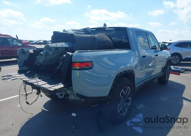 7FCTGAAA6NN015709: 43093648