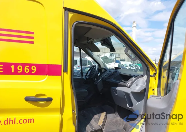 1FTKR3XM2JKA45326: 43093714