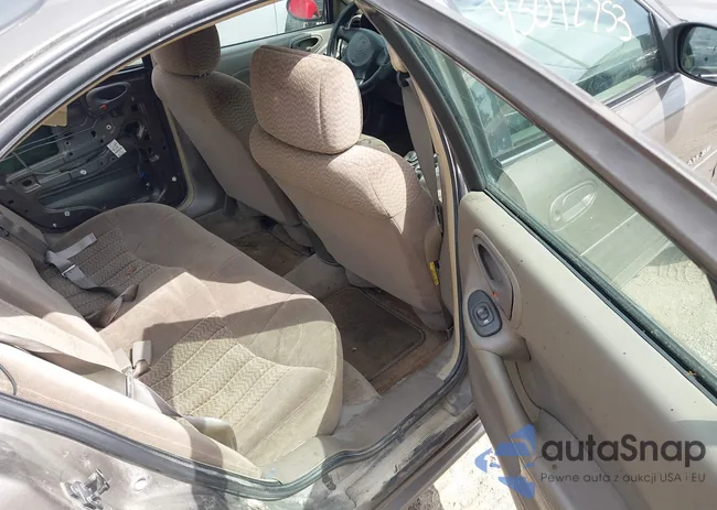 1G2NF52E02M592719: 43092753