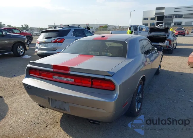 2C3CDYAG3EH141115: 43092764