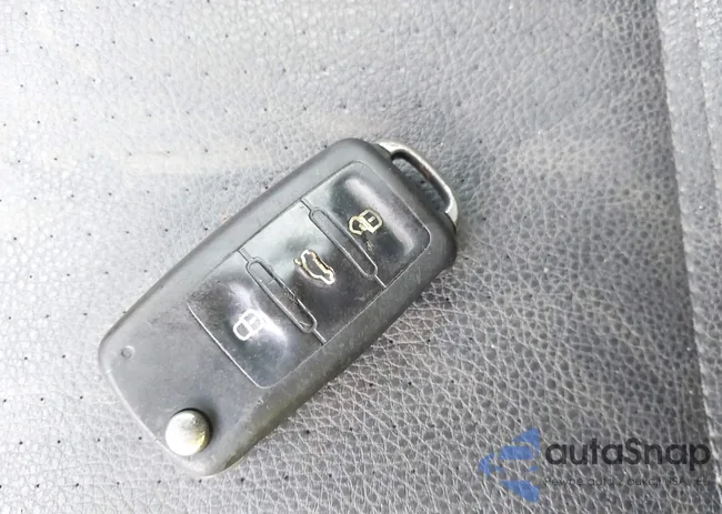 3VW3L7AJ7CM408899: 43092877