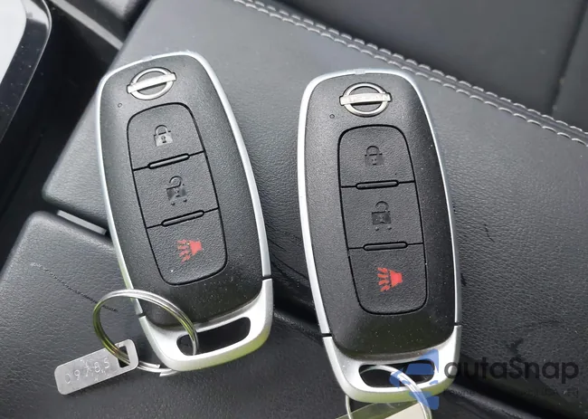 5N1BT3AB2RC743932: 43092893