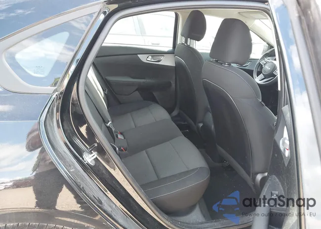 3KPF24ADXPE562017: 43092909