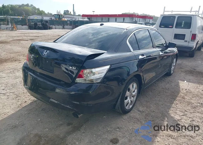 1HGCP36858A022199: 43092975