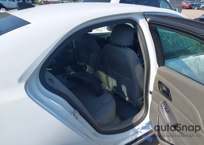 1G11B5SA3DF206216: 43093030