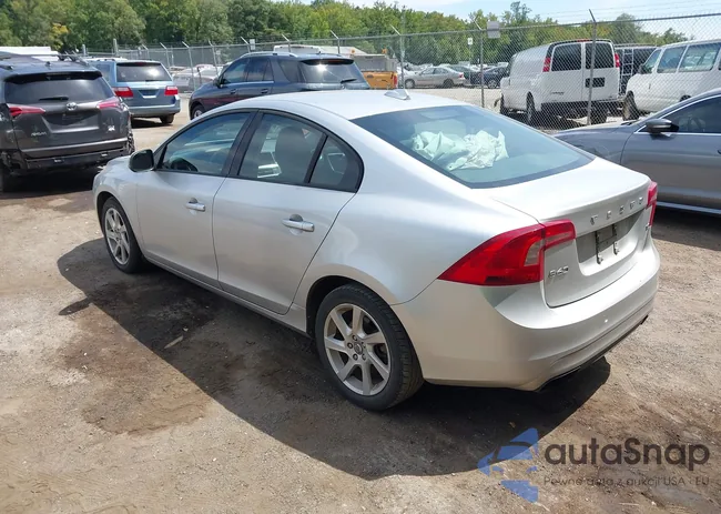 YV126MFA5F2301840: 43093079