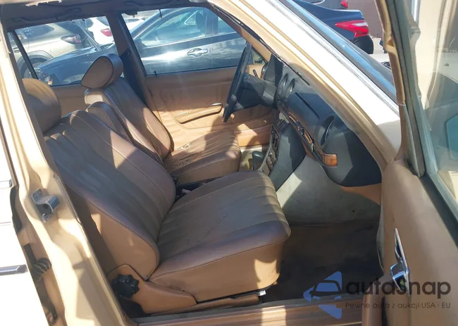 WDBAB23A5DB387619: 43094565