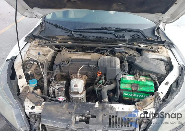 1HGCR2F85DA097676: 43094679