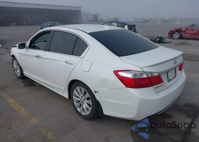 1HGCR2F85DA097676: 43094679