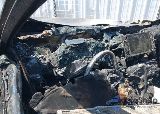 4T1FZ1FBXLU048743: 43093731