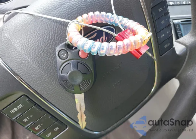 1FAHP2DW4BG179832: 43093818