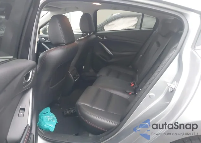 JM1GJ1W62F1169677: 43093853