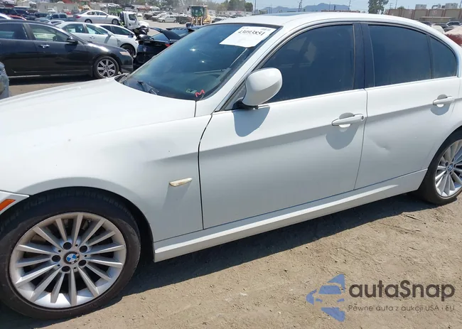 WBAPN7C55BA949814: 43093851