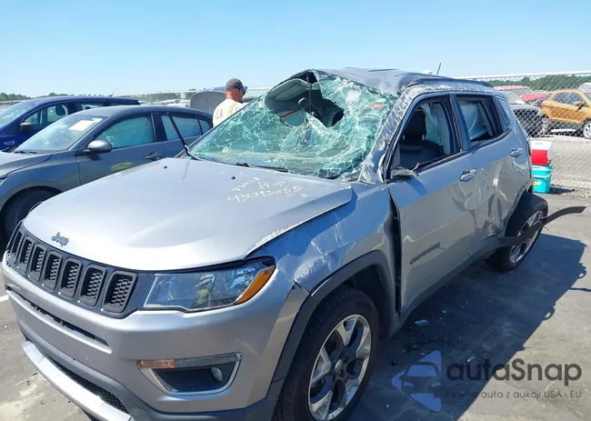 3C4NJCCB9KT676096: 43093855