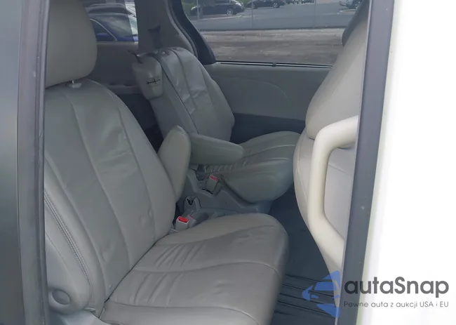 5TDKK3DC1BS148909: 43093901