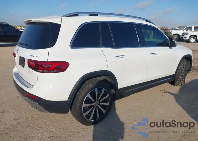 W1N4M4HB8PW333873: 43093977