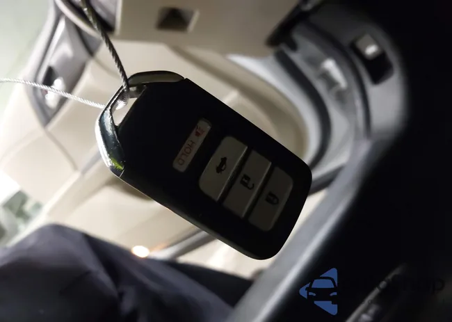 1HGCR6F36EA005102: 43095207