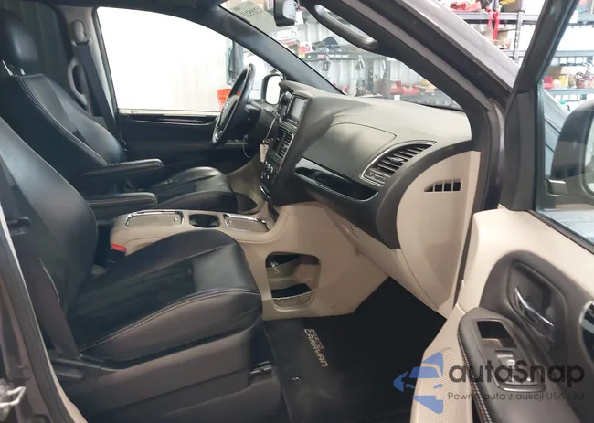 2C4RDGCGXER258116: 43095213