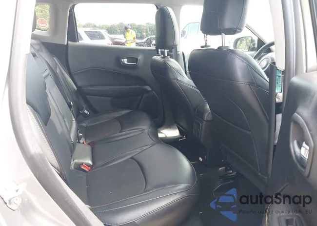 3C4NJDBB0KT652857: 43095217