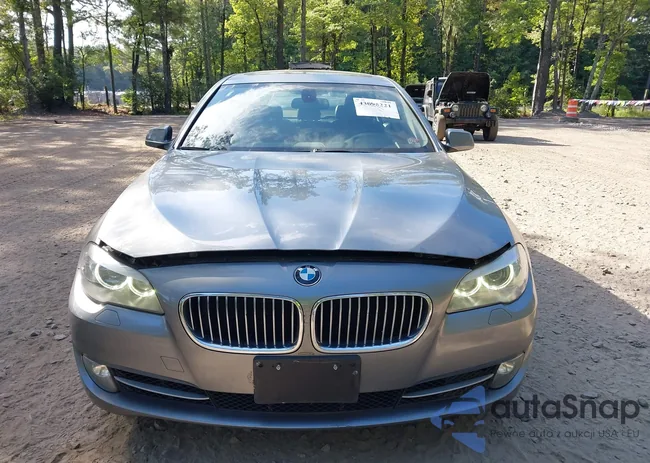 WBAXH5C52CDW09144: 43095221