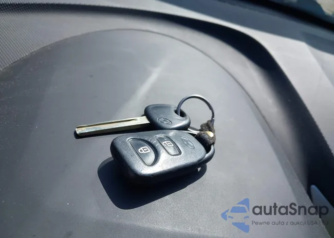 KMHCT5AE6EU141176: 43095352