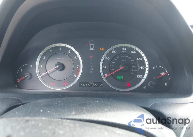 1HGCP26779A135882: 43095406