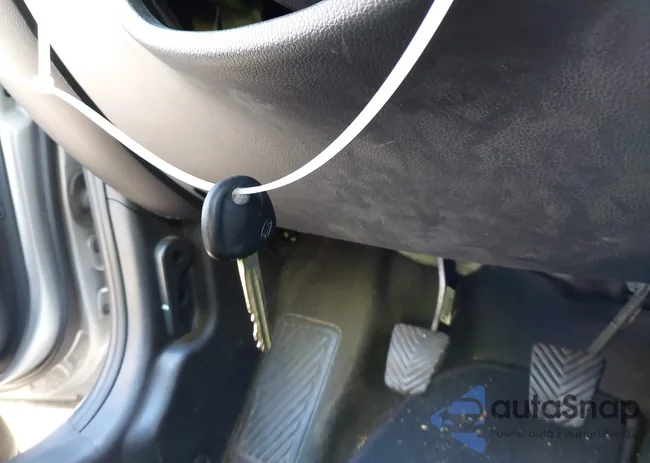 KNDJT2A57C7390205: 43095452