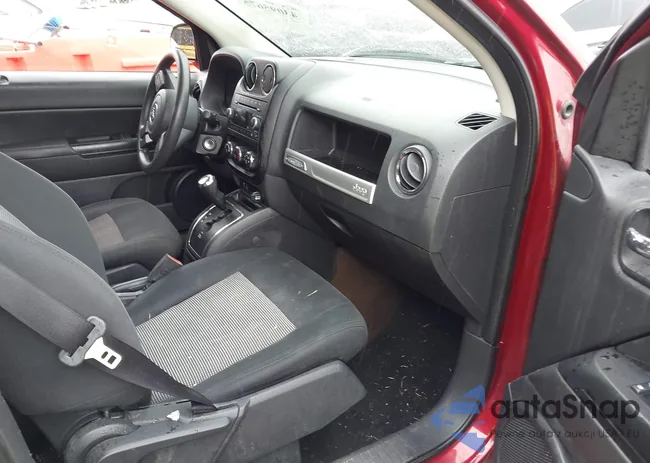 1C4NJDBBXED665156: 43095675