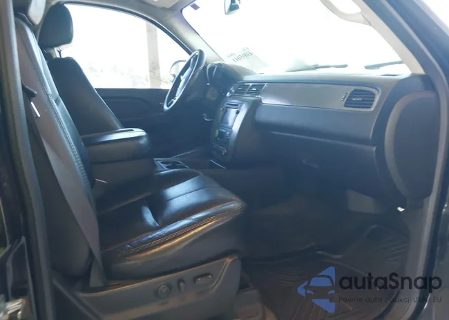 1GNFC13J58R187536: 43095041