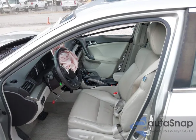 JH4CU2F66AC023306: 43096143