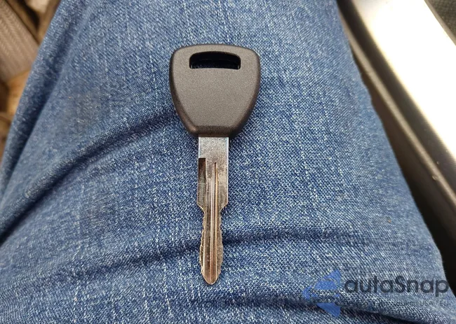 19UUA662X6A053612: 43096188