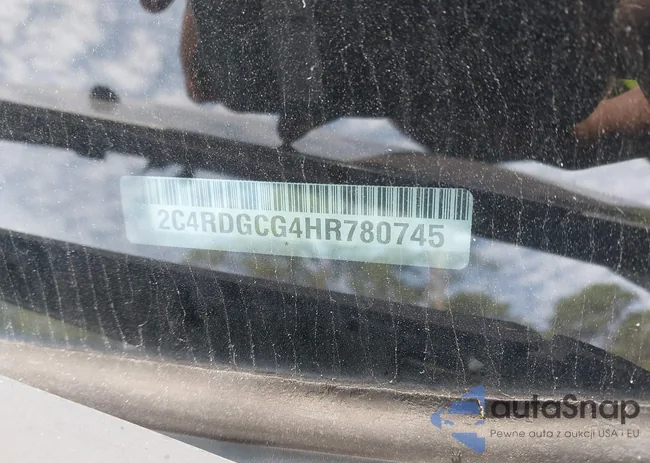 2C4RDGCG4HR780745: 43096226
