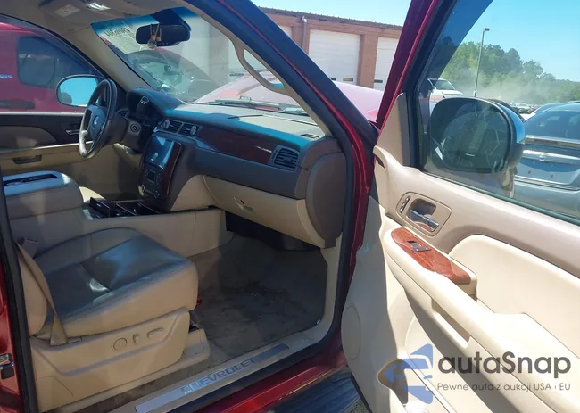 1GNFC33J39R205643: 43096304