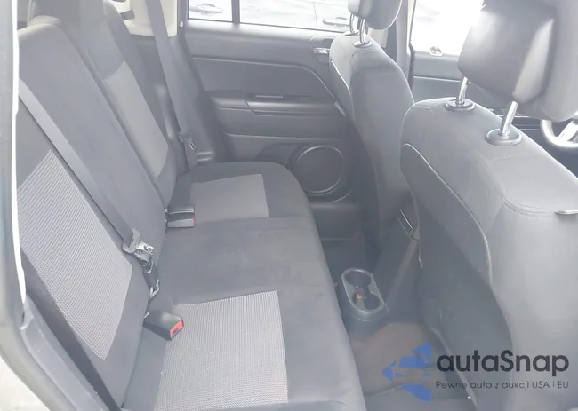 1C4NJCBAXED843763: 43096336