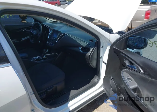 1G1ZE5ST2GF181888: 43095770