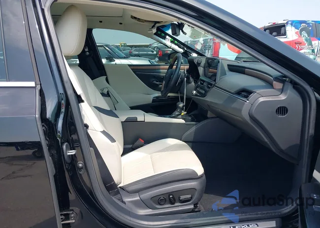 58AEZ1B13RU181886: 43095864