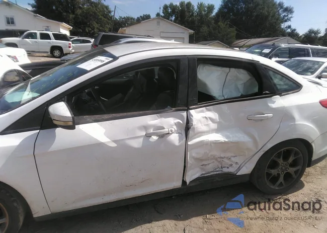 1FADP3F24DL265635: 43095998