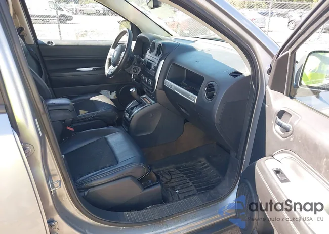 1C4NJDEB9GD685316: 43096035