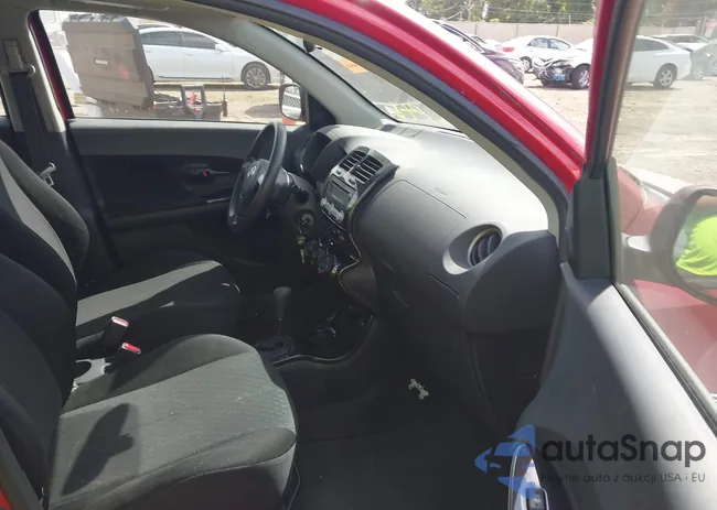 JTKKU10428J015684: 43096082