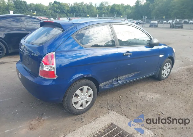 KMHCM36C27U033813: 43097149