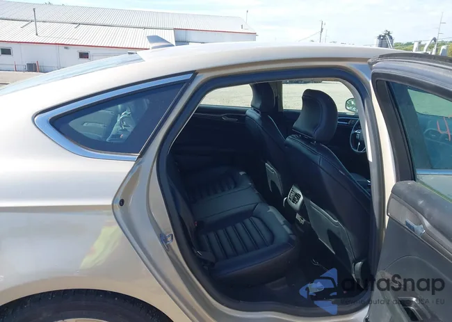 3FA6P0CD3KR247963: 43097285