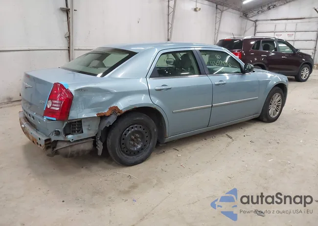 2C3LA43D89H570387: 43097439