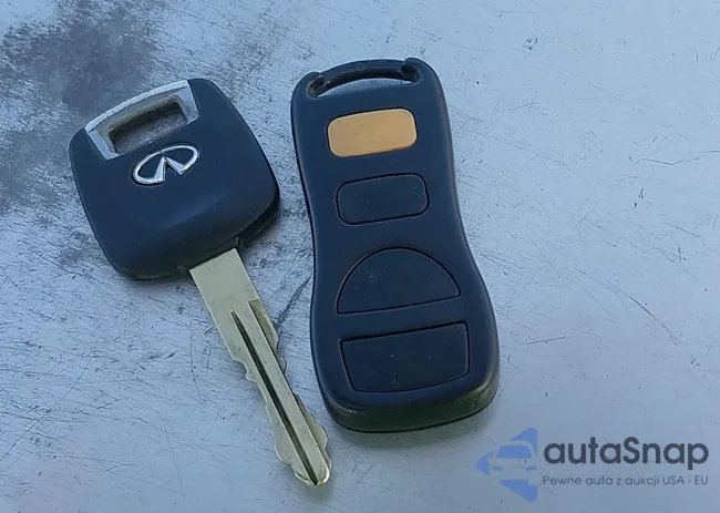 JNKCV54E33M216227: 43097524