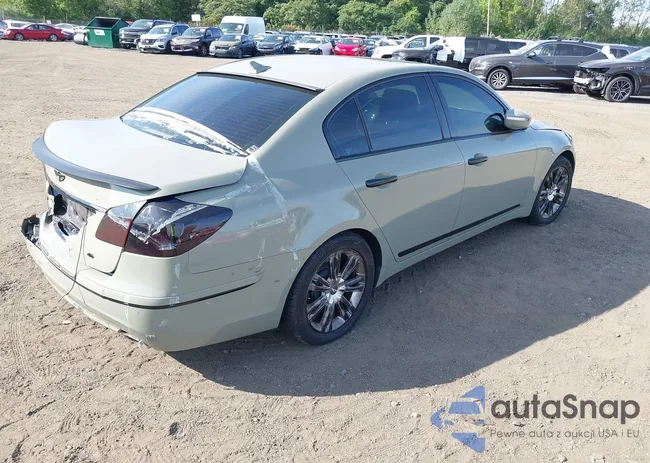 KMHGC46F19U045877: 43097575