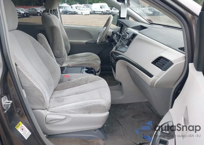 5TDKK3DC7DS324011: 43097632