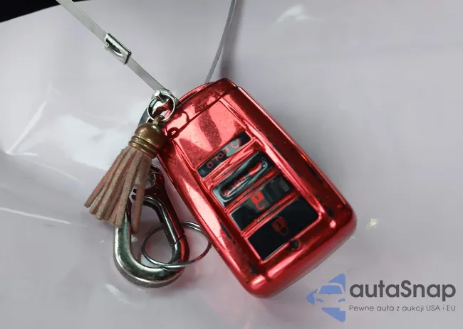 19UDE2F83KA001878: 43096732