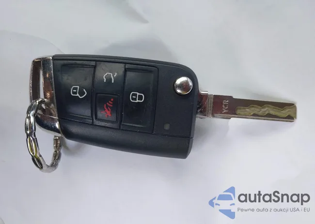 3VW5T7AU0KM038137: 43096741