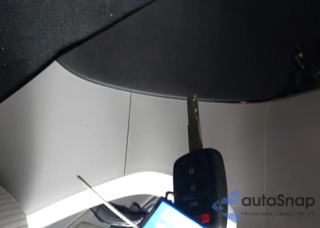 1HGCR2F31EA172542: 43096873