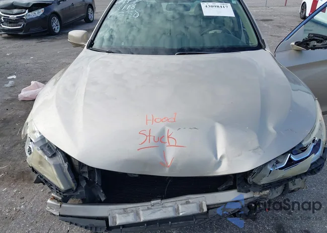 1HGCR2F79HA160338: 43098417