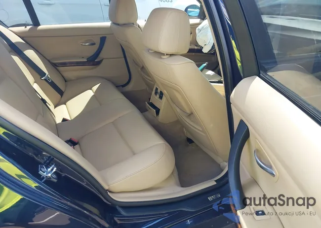 WBAVA33537KX78879: 43098458